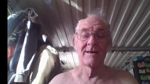 Chuck online show from March 28, 3:24 pm