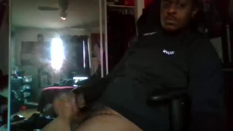 Snapshot of mrthicknlong6 chatting on January 3, 5:31 pm mrthicknlong6 online show from January 3, 5:31 pm