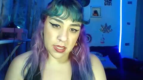 Mrs Venus online show from November 26, 10:28 pm