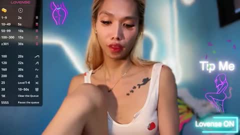 ms_maureenx69x online show from May 21, 9:32 pm