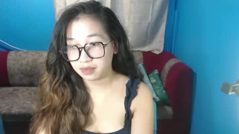ms_skye online show from November 19, 1:21 pm