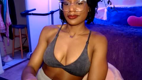 CocoSage online show from February 11, 9:51 pm