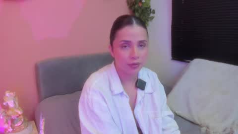 Snapshot of mslalune chatting on October 2, 6:28 pm Meg  Vero online show from October 2, 6:28 pm