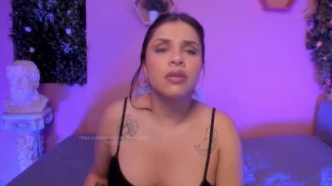 Snapshot of mslalune chatting on October 26, 2:23 am Meg  Vero online show from October 26, 2:23 am
