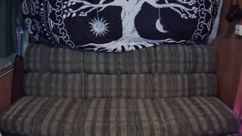 Mallow online show from December 5, 10:39 pm