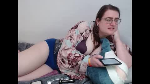 MspluraliT online show from March 22, 5:28 pm