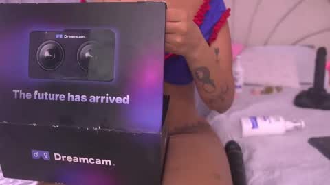 Manuela  online show from February 19, 3:27 am