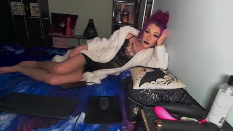 MsVioletx online show from February 28, 8:46 pm