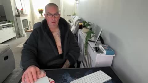 mtb1697 online show from November 8, 9:56 am