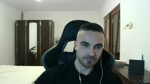 Victor online show from November 24, 6:39 pm