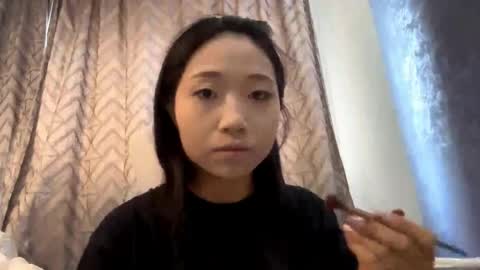 Mia online show from April 30, 1:54 am