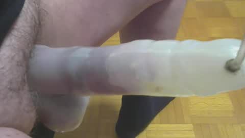 Snapshot of multiplecumandorgasm chatting on January 15, 10:27 am Juicy German Cock online show from January 15, 10:27 am