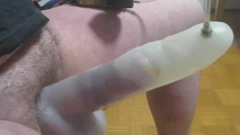 Snapshot of multiplecumandorgasm chatting on January 17, 10:11 am Juicy German Cock online show from January 17, 10:11 am