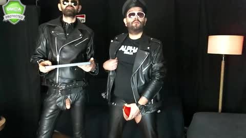 MasterBros online show from December 15, 5:23 am