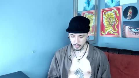 murdok  online show from March 26, 6:30 am