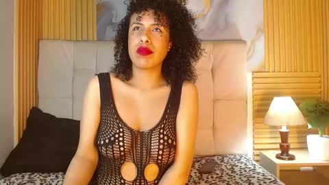 Snapshot of muriell303av chatting on October 19, 3:11 am muriell303av online show from October 19, 3:11 am