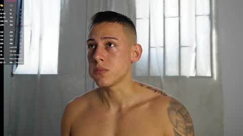 Snapshot of muscle_king_cum chatting on October 18, 1:48 pm muscle_king_cum online show from October 18, 1:48 pm
