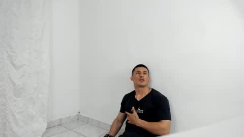 Muscle Man online show from December 3, 12:42 am