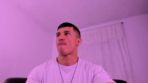 Muscle Man online show from April 12, 4:00 pm