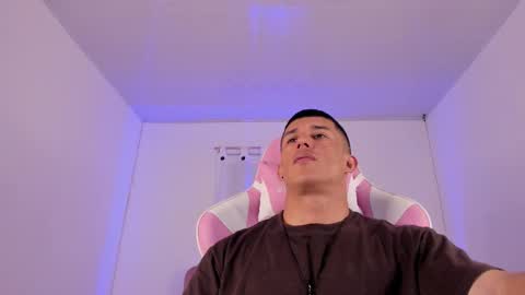 Muscle Man online show from January 11, 10:05 pm