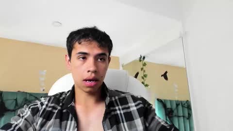 Snapshot of muscle_scott chatting on October 13, 1:02 pm muscle scott online show from October 13, 1:02 pm