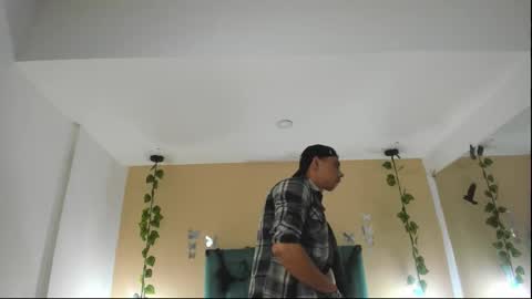 muscle scott online show from October 24, 1:12 pm