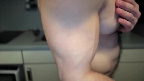 musclehair3 online show from October 26, 8:52 pm