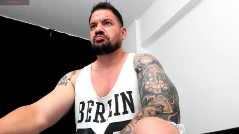 MuscleMonster31 online show from September 29, 2:43 am