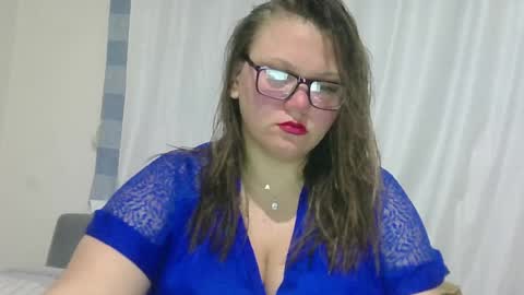 musechic_wild online show from April 6, 7:26 pm