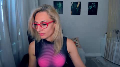 Diana online show from March 15, 11:35 am