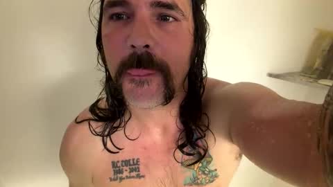 mustang8562 online show from April 18, 3:58 pm