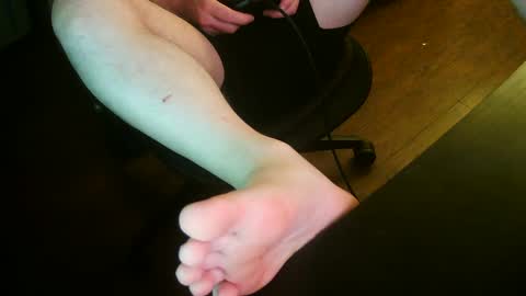 Snapshot of mustenjoyhead79 chatting on September 12, 2:13 am mustenjoyhead79 online show from September 12, 2:13 am