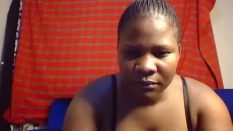 Snapshot of mwekas568403 chatting on February 17, 2:20 am mwekas568403 online show from February 17, 2:20 am
