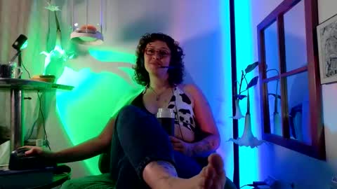 Mx. Anouk Divine online show from May 23, 1:12 am