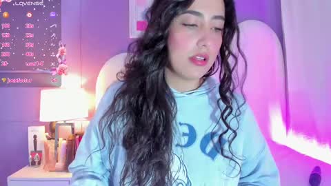 my_aleja_ online show from October 9, 1:38 pm