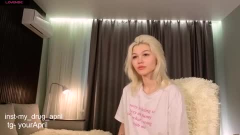 April online show from November 10, 7:11 am