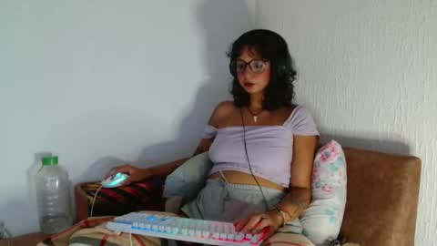 myamillor online show from February 12, 8:23 pm