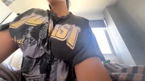 mybrainissexytoo online show from May 10, 6:14 pm