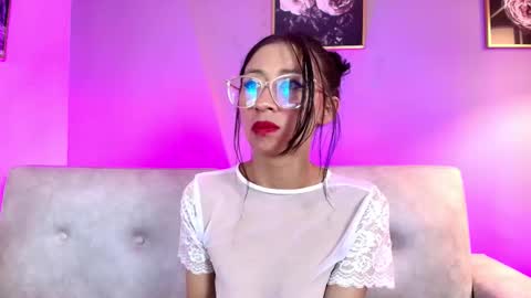 Milly Cute online show from January 8, 4:40 am