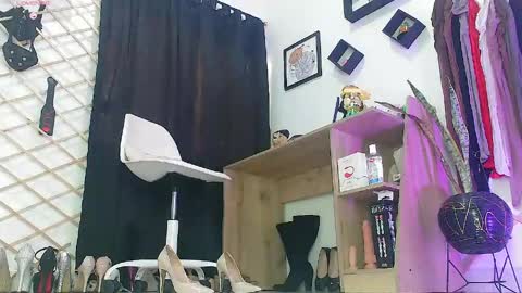 myla sarah1 online show from April 24, 2:19 pm