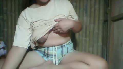 mylove_2004 online show from March 10, 3:49 pm