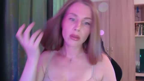 myst_velvet online show from June 23, 9:17 am