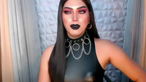 Snapshot of mysterious_diva chatting on October 11, 8:01 pm SUPPORT GODDESS TRISHA AND DONT FORGET TO FOLLOW ME online show from October 11, 8:01 pm