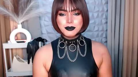 Snapshot of mysterious_diva chatting on October 17, 2:43 pm SUPPORT GODDESS TRISHA AND DONT FORGET TO FOLLOW ME online show from October 17, 2:43 pm