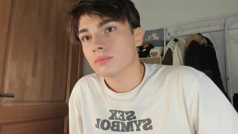 Evan Brown online show from October 20, 9:53 pm