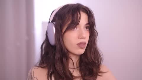 Snapshot of mystica_ chatting on October 9, 9:59 am MILLI online show from October 9, 9:59 am