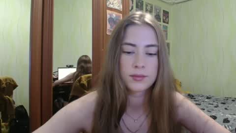 Snapshot of mysticemeli chatting on October 5, 1:41 pm Emelie online show from October 5, 1:41 pm