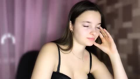 Leya online show from March 3, 5:31 pm