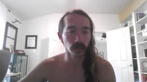 mythrowawayatx online show from February 2, 5:04 pm