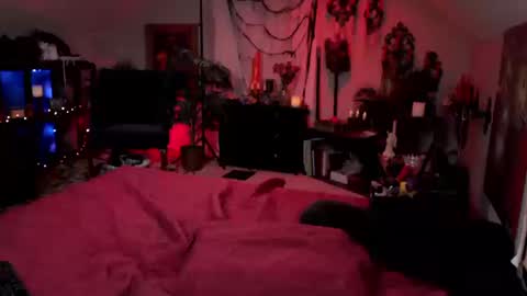 Snapshot of mzjadenyxxx chatting on October 13, 2:24 am Jade Nyxxx online show from October 13, 2:24 am
